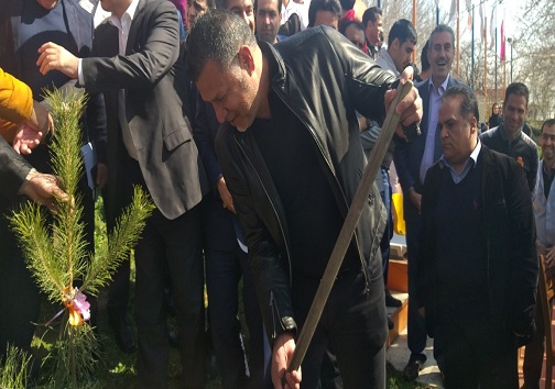مراسم روز درختکاری در باشگاه سایپا برگزار شد + تصاویر