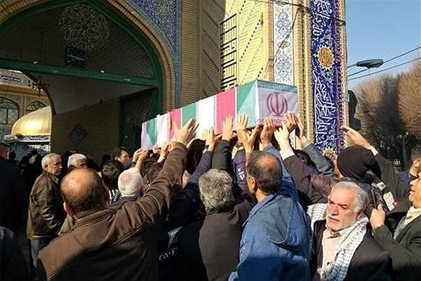 تشییع پیکر شهدای گمنام در دانشگاه آزاد واحد تهران جنوب