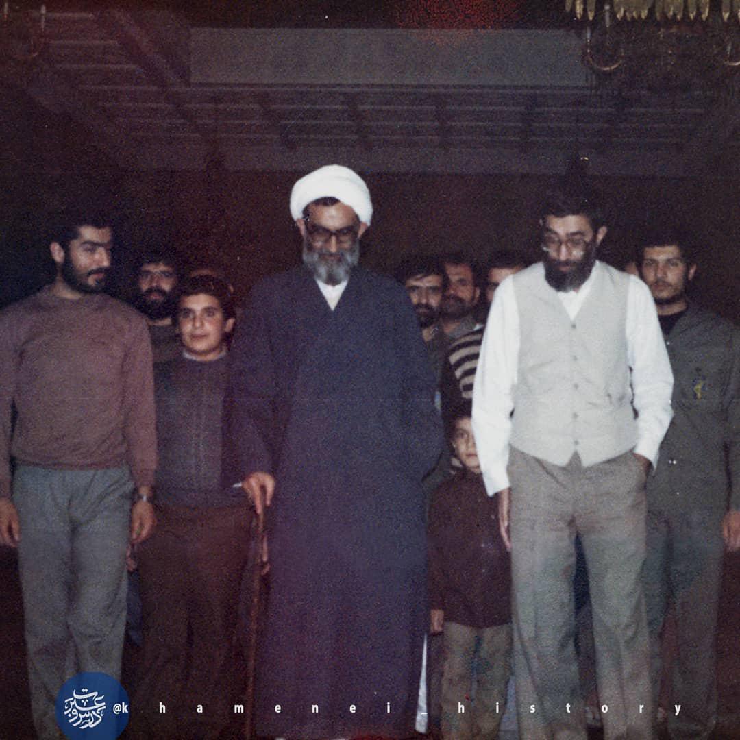 تصویری منتشر نشده از مرحوم واعظ طبسی درکنار رهبر معظم انقلاب