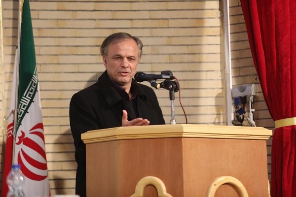 مشارکت شرکت&zwnj;های معدنی و فولادی در طرح انتقال آب دریای عمان آزاد است