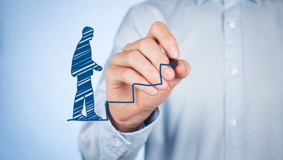 چگونه در دیروز متوقف و از فردا غافل نشویم؟
