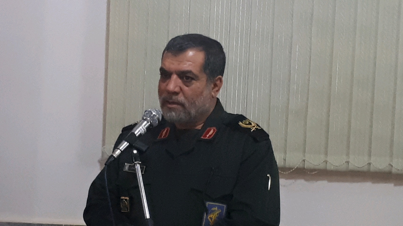 رفع مشکلات اقتصادی در گرو کار جهادی و تلاش شبانه روزی مسئولان