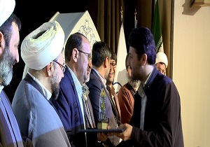 تجلیل از برترین‌های هنر‌های تجسمی روستا و عشایر