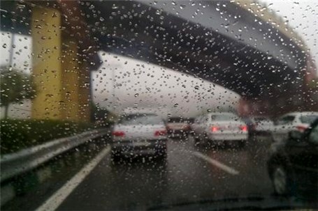 جاده‌های خراسان رضوی لغزنده است/ ترافیک پر حجم در ورودی‌ها و خروجی‌های مشهد