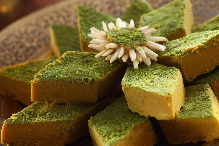 برگزاری جشنواره بوم محلی حلوای ضیابری با قدمت ۵۰۰ ساله