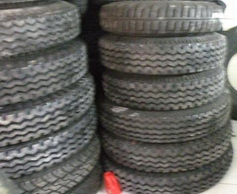 محموله لاستیک قاچاق در خروج از کشور بازماند