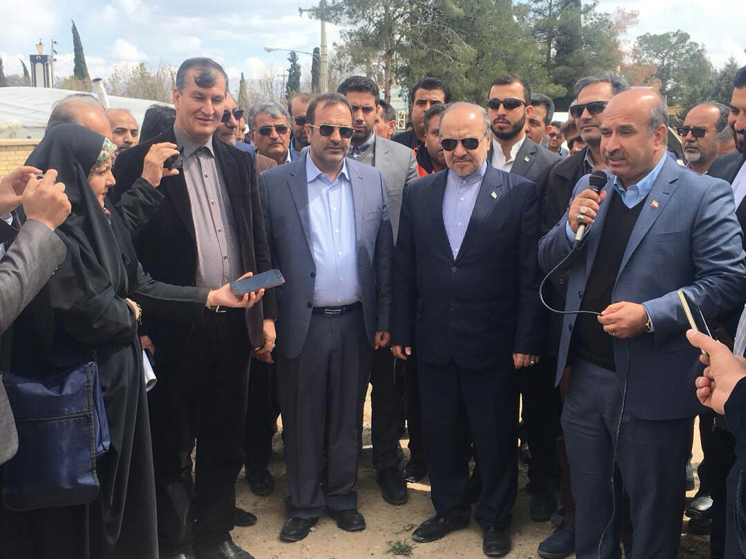 افتتاح سالن چند منظوره ورزشی در حسین آباد ارسنجان