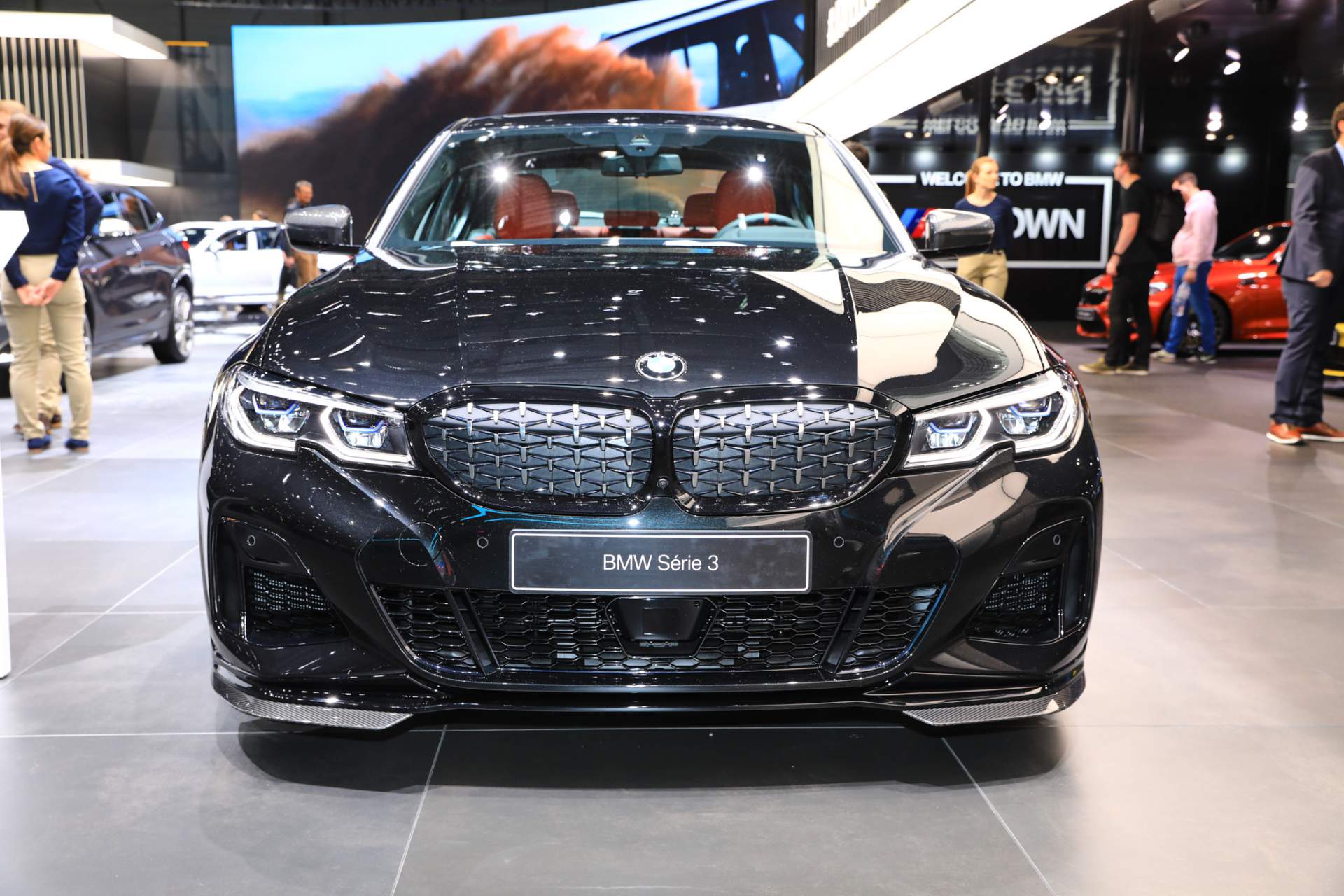نمایشگاه ژنو ۲۰۱۹ | بی&zwnj;ام&zwnj;و M340i، قوی&zwnj;ترین سری ۳ موجود پیش از معرفی M3 +تصاویر