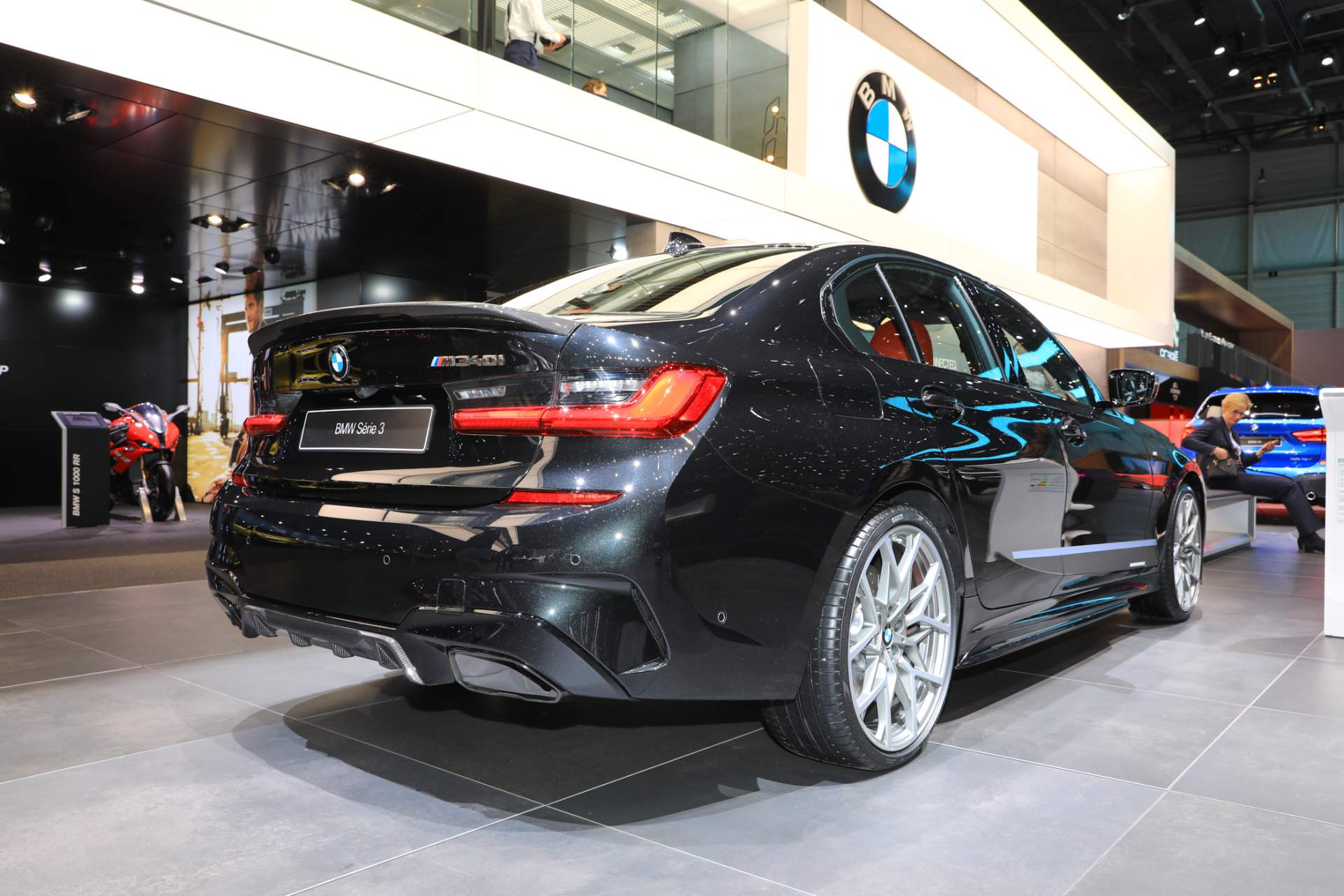 نمایشگاه ژنو ۲۰۱۹ | بی&zwnj;ام&zwnj;و M340i، قوی&zwnj;ترین سری ۳ موجود پیش از معرفی M3 +تصاویر