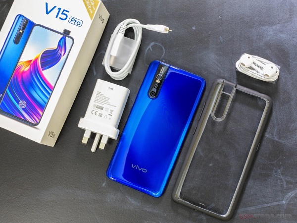 شرکت Vivo از اولین مدل برتر خود در سال ۲۰۱۹ رونمایی کرد +تصاویر شرکت Vivo از اولین مدل برتر خود در سال ۲۰۱۹ رونمایی کرد +تصاویر