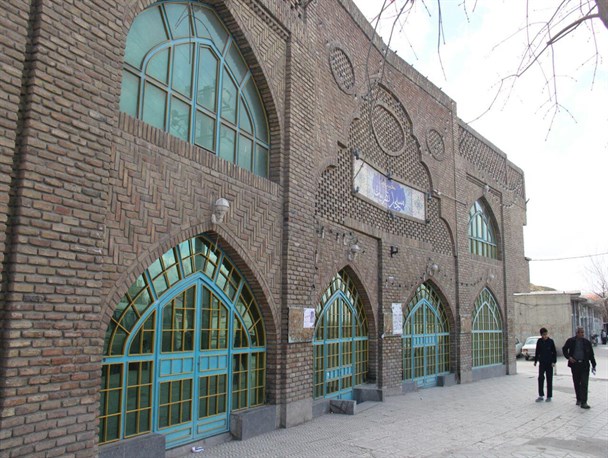 گذری بر محلهی قدیمی نظربیگی درهمدان گذری بر محلهی قدیمی نظربیگی درهمدان