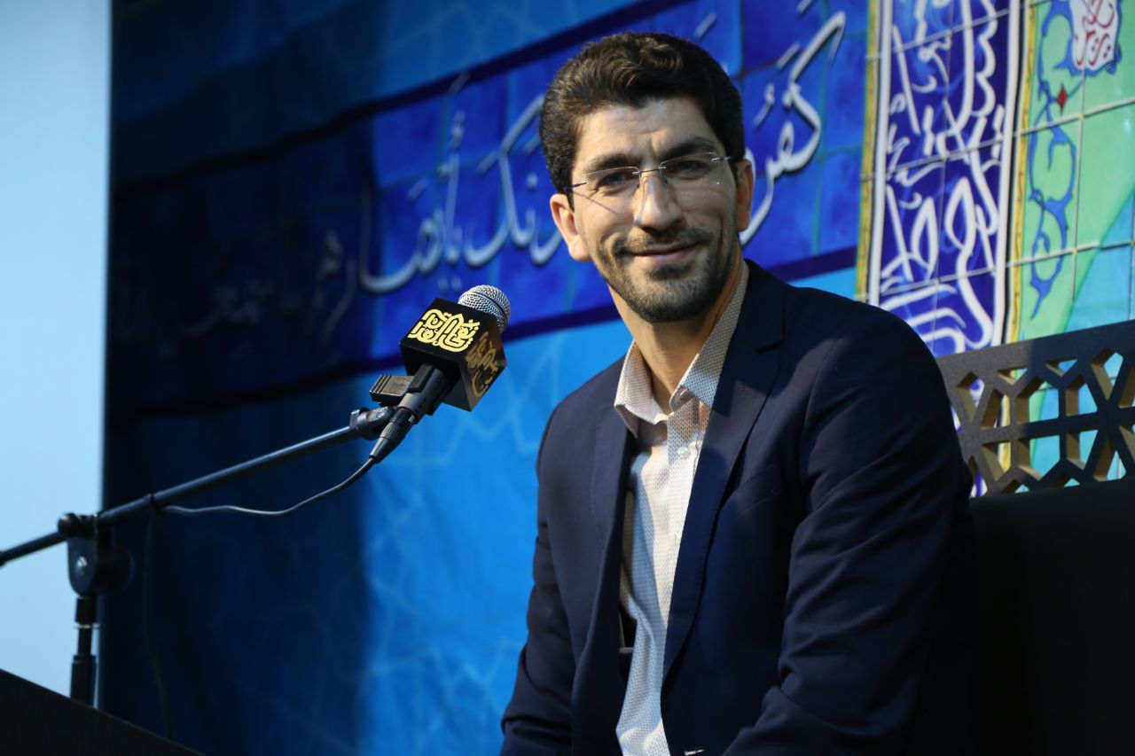 کرسی ۳۲۸ نفحات القرآن برگزار شد