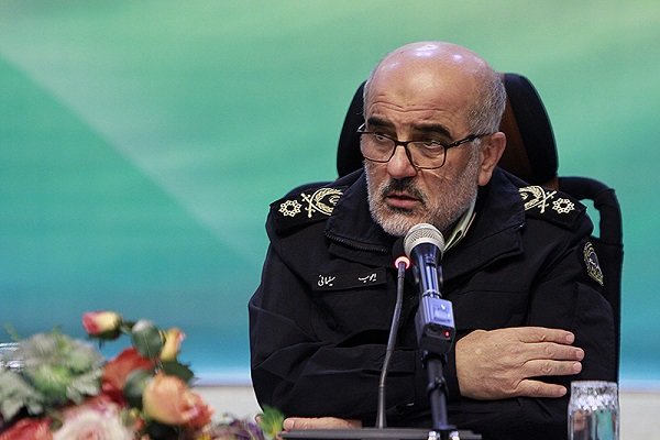 آیا فرهاد مجیدی از مامور راهور عذرخواهی می&zwnj;کند؟