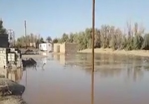 قطع راه ارتباطی روستای "جهان‌آباد" پس از گذشت ۱۰ روز + فیلم