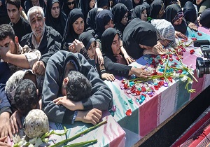 تشییع پیکر مطهر ۲ شهید گمنام در خرم‌آباد