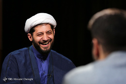 ماجرای دفاع دبیر ستاد احیای امر به معروف از فیلم گرفتن فرهاد مجیدی از پلیس چه بود؟ + فیلم