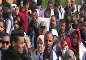 تظاهرات استادان دانشگاه در اعتراض به مشکلات استخدامی + فیلم