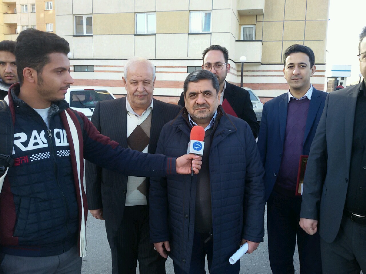 می&zwnj;توانیم از انرژی خورشیدی و آب خاکستری برای مسکن اقشار کم درآمد استفاده کنیم
