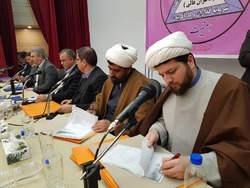 امضاء تفاهم نامه / آستان قدس رضوی معین اقتصاد مقاومتی شهرستان سرخس شد