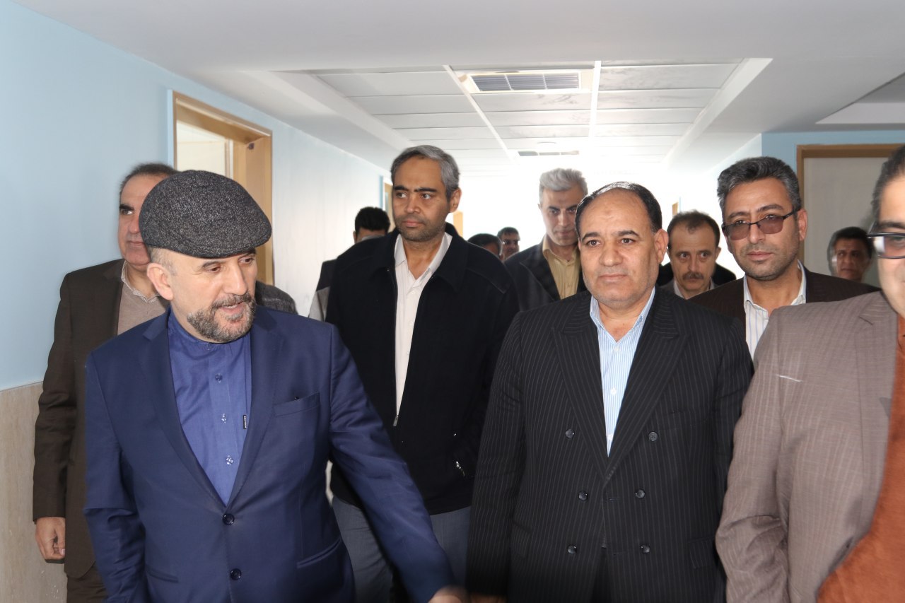بازدید سرزده معاون وزیر راه و شهرسازی از بیمارستان زرند