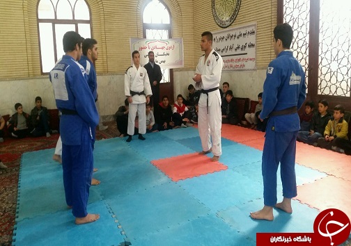 اولین دوره آموزش جودو به بچه&zwnj;های محله حاشیه نشین شهر خرم آباد+تصاویر