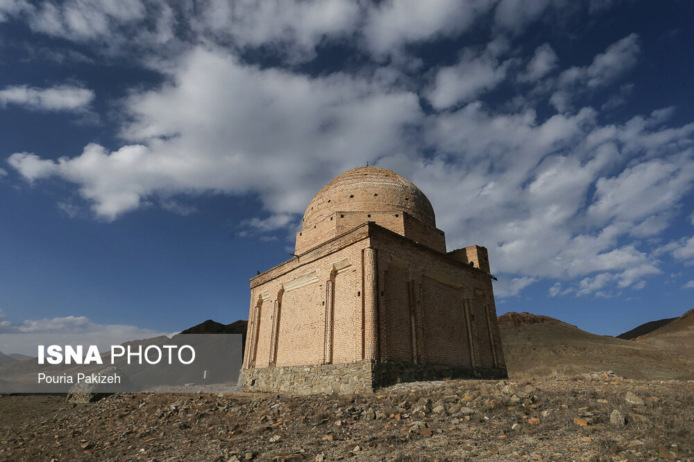 تصاویری دیدنی از امامزادگان &laquo;عین و غین&raquo;