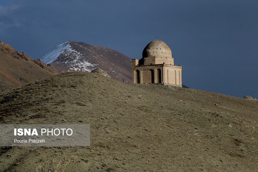 تصاویری دیدنی از امامزادگان &laquo;عین و غین&raquo;