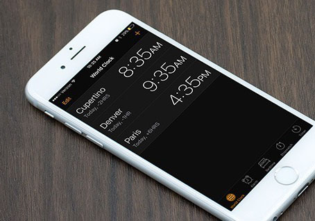 اپل به طور خودکار ساعت دستگاه&zwnj;هایش را تنظیم نمی&zwnj;کند