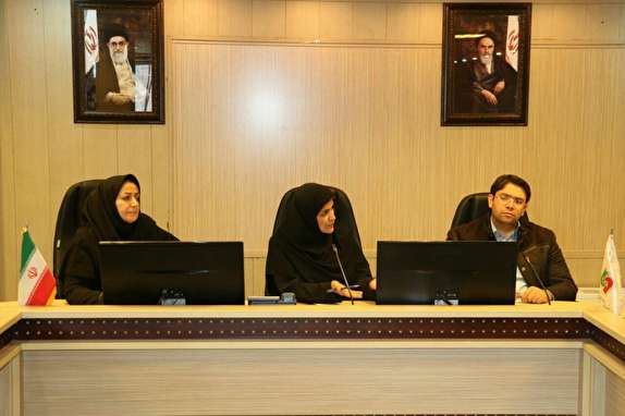 جلسه بررسی عملکرد و فعالیتهای مراکز معاینه فنی مکانیزه وسایط نقلیه سنگین استان آذربایجان غربی