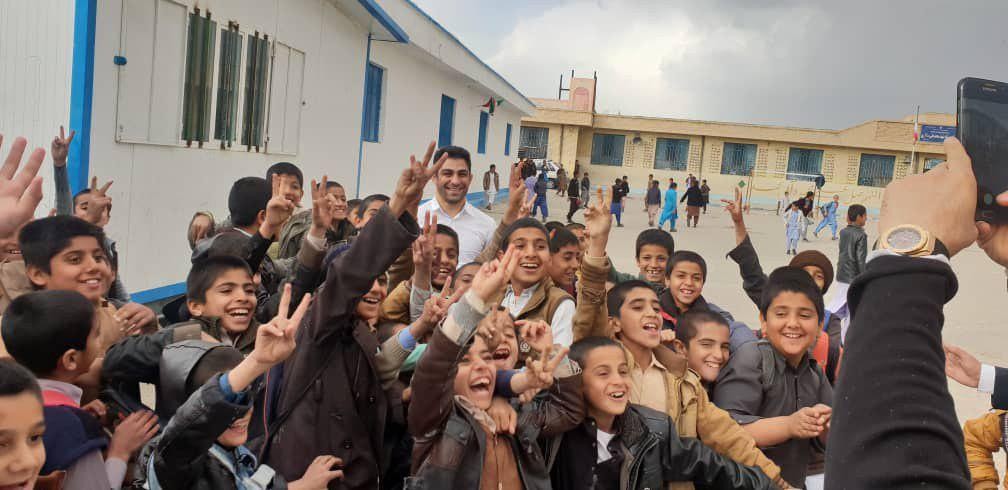 حضور ۲ عنواندار کشتی جهان در مناطق محروم سیستان و بلوچستان+ تصاویر