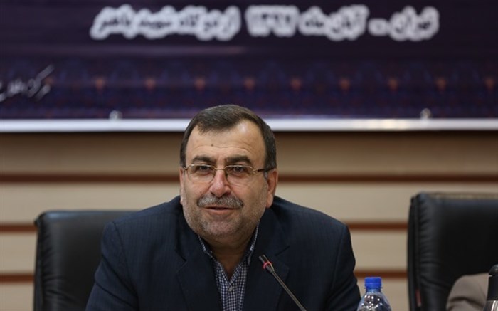 سرپرست معاونت آموزش متوسطه در همایش تجلیل از ارزیابان برنامه تعالی مدیریت مدرسه