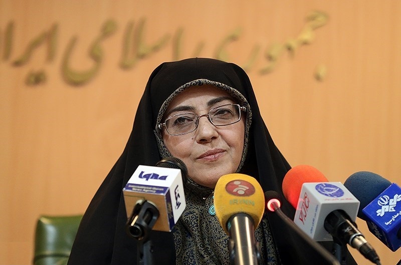 کتابخانه ملی حافظ خط و زبان فارسی در سطح جهان است/ بایگانی راکد در سازمان اسناد نداریم