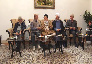 دیدار نماینده ولی فقیه در استان سمنان با خانواده شهید ناصر ترحمی