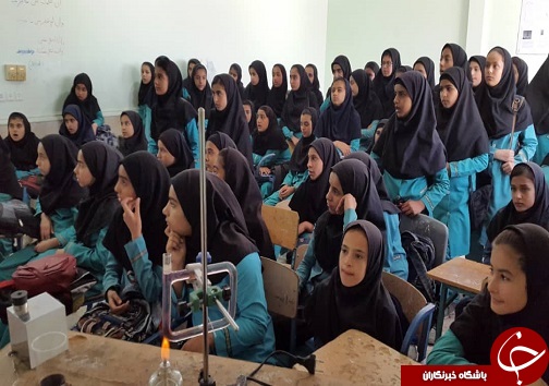 آزمایشگاه سیار پژوهش سرای فارابی به ملاشیه رسید
