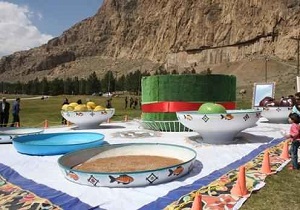 برگزاری جشنواره ملی آیین‌های نوروزی در کرمانشاه