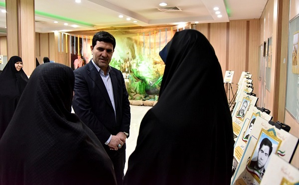 نمایشگاه روز شهدا برگزار شد