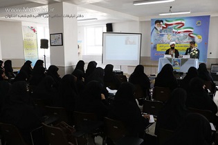 برگزاری کارگاه روش پایان نامه و مقاله نویسی برای طلاب اصفهانی