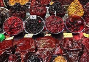 کشف ۵۳۵۰ کیلوگرم ترشک و لواشک در بروجرد