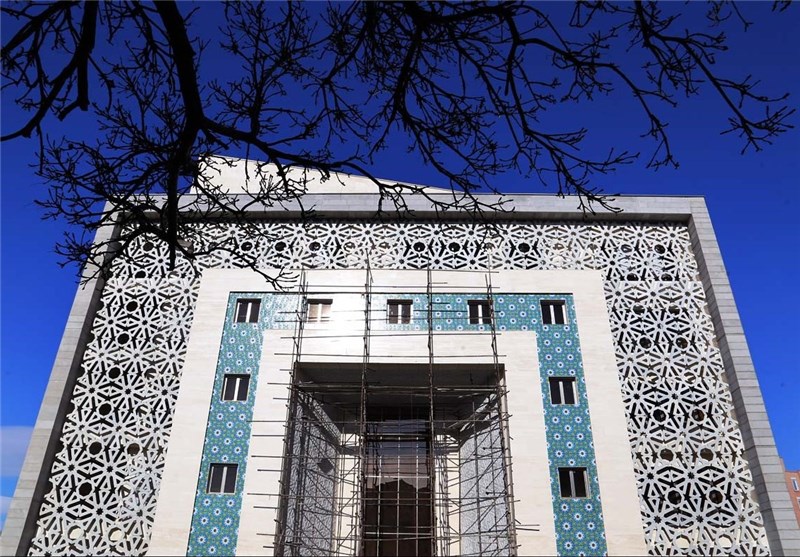 مهاجرت معکوس باید از دستگاه‌های دولتی آذربایجان شرقی آغاز شود