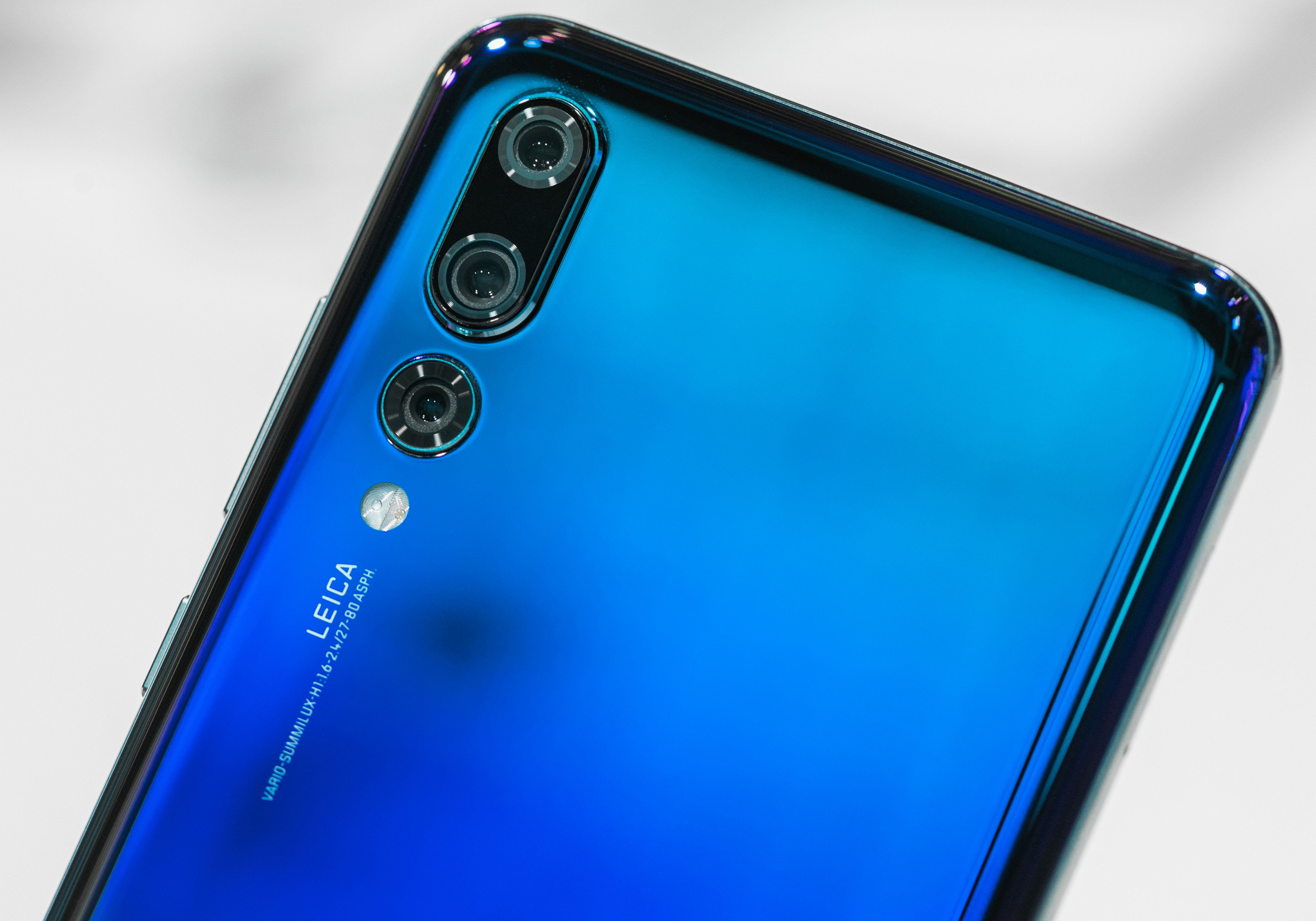 اولین رندرهای گوشی هوآوی P30 Lite فاش شد +تصاویر