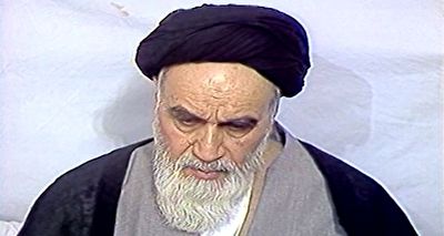 توصیف زیبای امام خمینی(ره) از آخرین نمازجمعه سال ۱۳۶۳ + فیلم