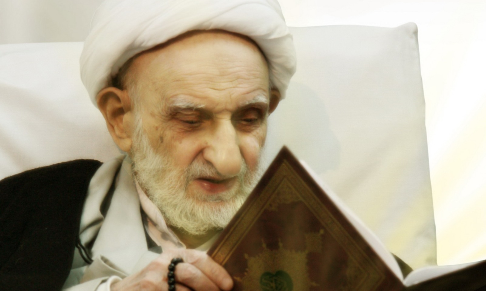 ذکری از آیت&zwnj;الله بهجت که شما را وارد بهشت می&zwnj;کند / راه بهشتی شدن در بیان آیت&zwnj;الله بهجت +فیلم