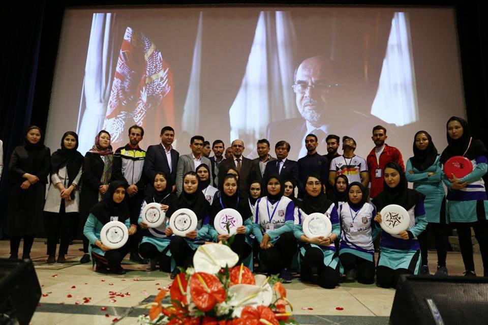 تجلیل از خدمات سفیر افغانستان در تهران با حضور ورزشکاران مهاجرین