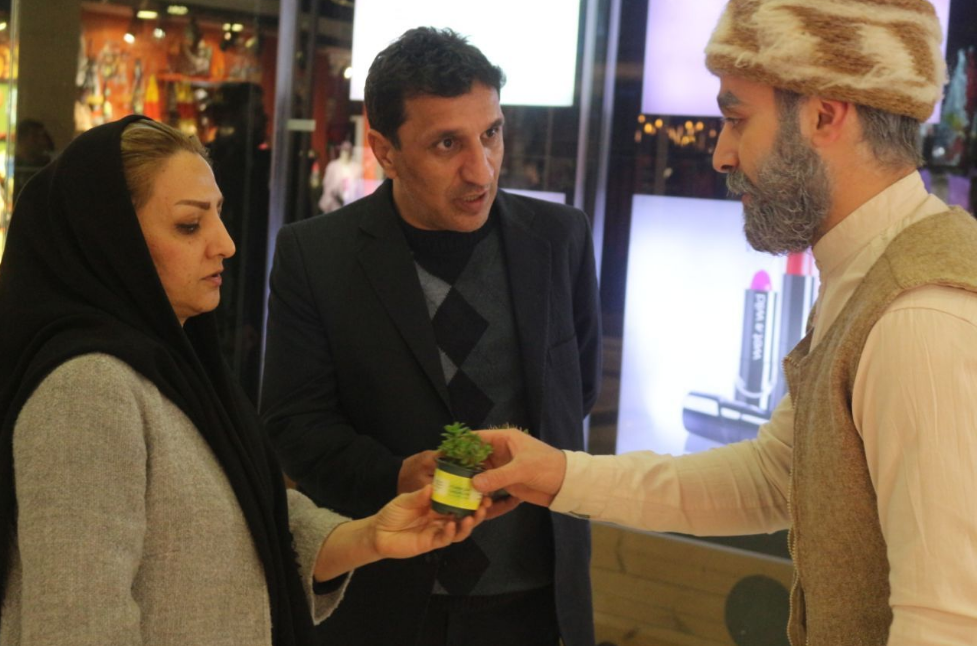 عیدی عمو نوروز به دست تهرانی&zwnj;ها رسید +تصویر