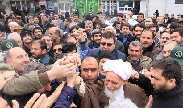 مروری بر اقدامات تحسین برانگیز ائمه جمعه در سال ۹۷ + تصاویر