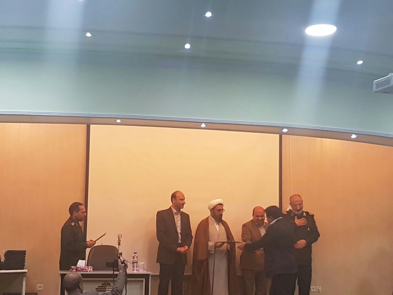 تجلیل از دست اندرکاران کنگره شهدای کرمان