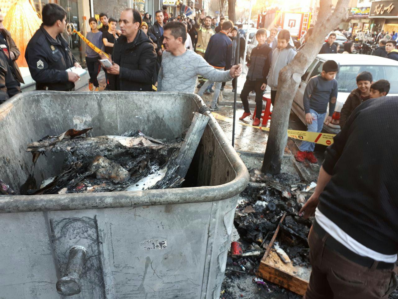 انفجار بساط یک دستفروش مواد محترقه در تهران + عکس