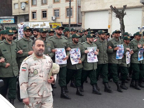 تشییع پیکر شهید حسین جوینده در رشت