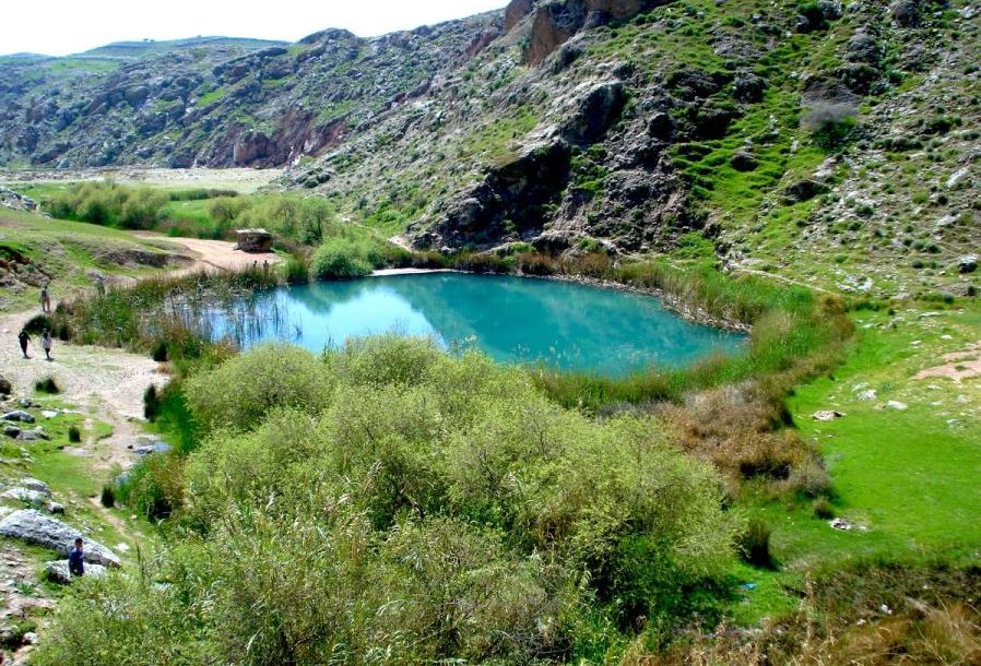 جاذبه&zwnj;های بکر گردشگری آبدانان در انتظار گردشگران/ اینجا سفره پذیرایی از مهمانان نوروزی پهن است