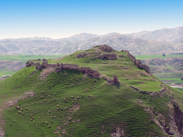 جاذبه&zwnj;های بکر گردشگری آبدانان در انتظار گردشگران/ اینجا سفره پذیرایی از مهمانان نوروزی پهن است